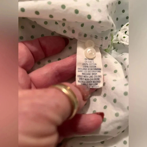 American Eagle outfitters quality fitted blouse green dots on cream size 4 - Picture 2 of 3